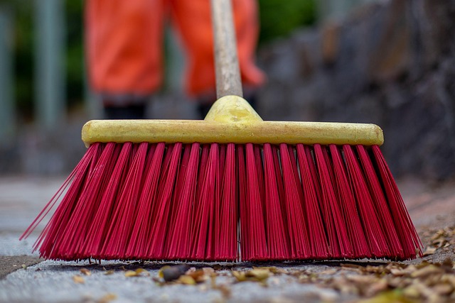 Gap cleaning